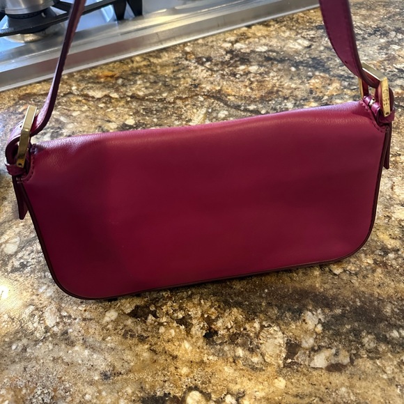 Pink Fendi Bagette - Picture 2 of 8